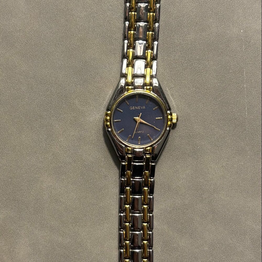 Elegant Geneva Quartz Woman Watch